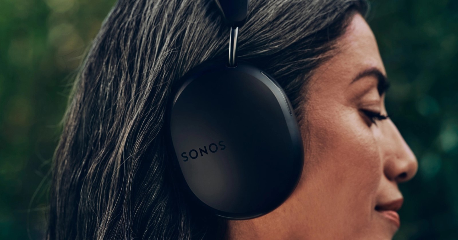 Sonos replacing some Ace headphones due to ANC static noise issue