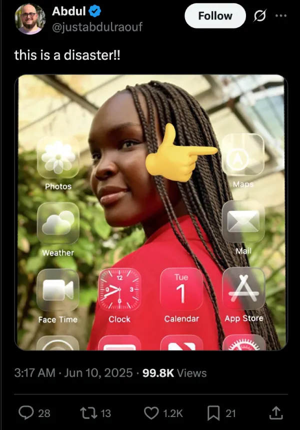 ios-26-liquid-glass-readibility-issue-complaint