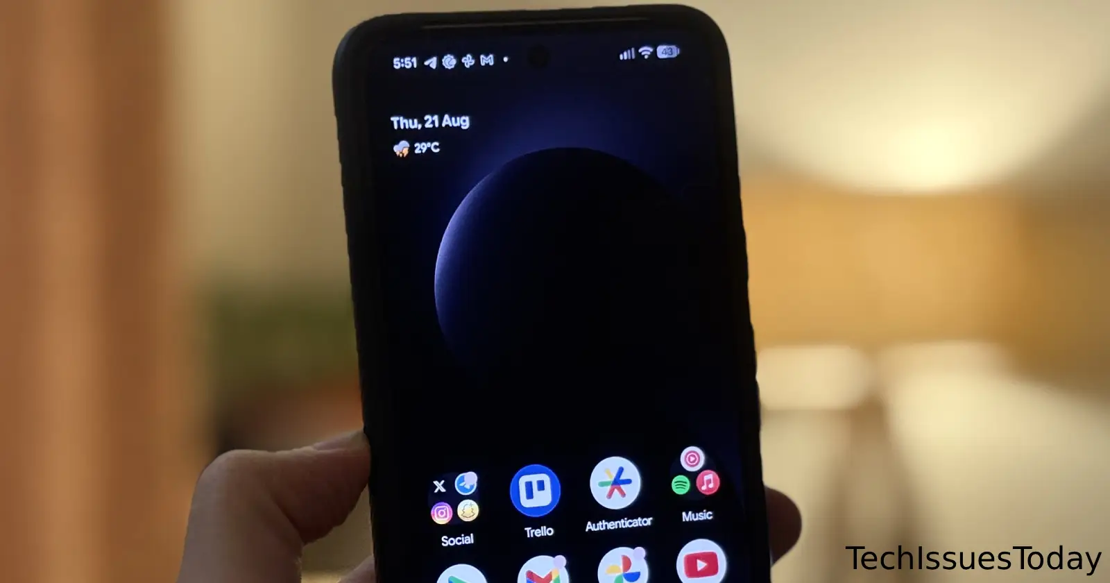 Pixel users reporting 