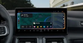 iOS 26 bug distorts CarPlay podcast audio for many iPhone users